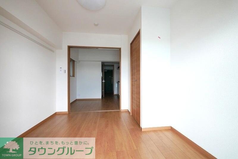 ペアパレス六町2号館の物件内観写真