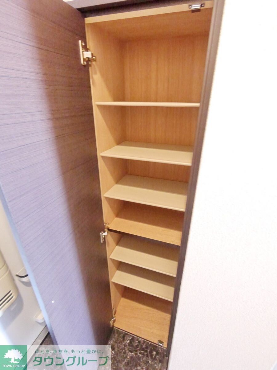 ヴィアロ伊興レジデンスAの物件内観写真