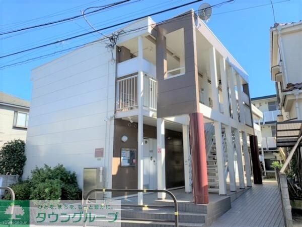 レオパレスセレネイドの物件外観写真