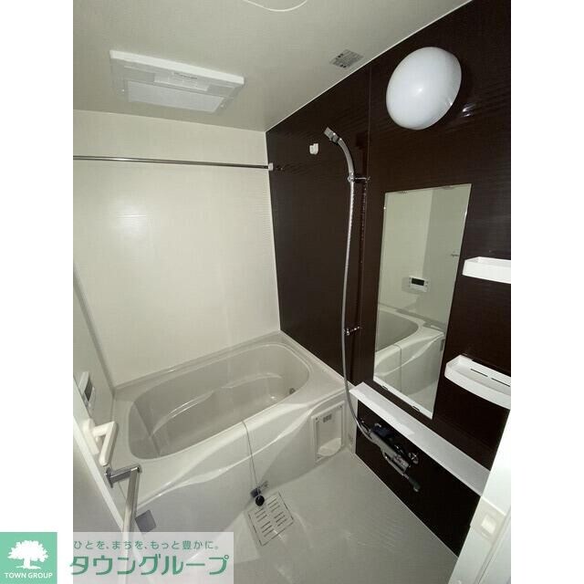 コンフォリア・リヴ千住の物件内観写真