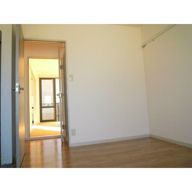 メゾンパークサイドの物件内観写真