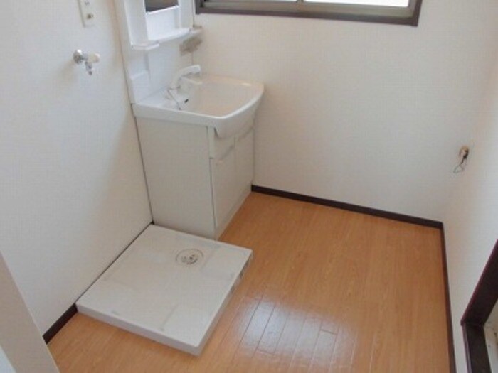 アーバン中山の物件内観写真