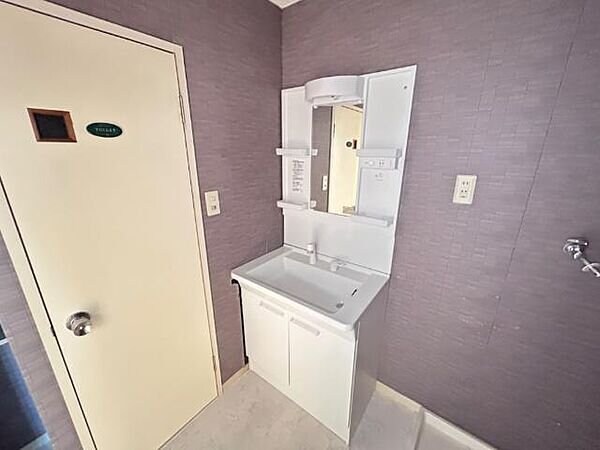 ロイヤルメゾン高森の物件内観写真