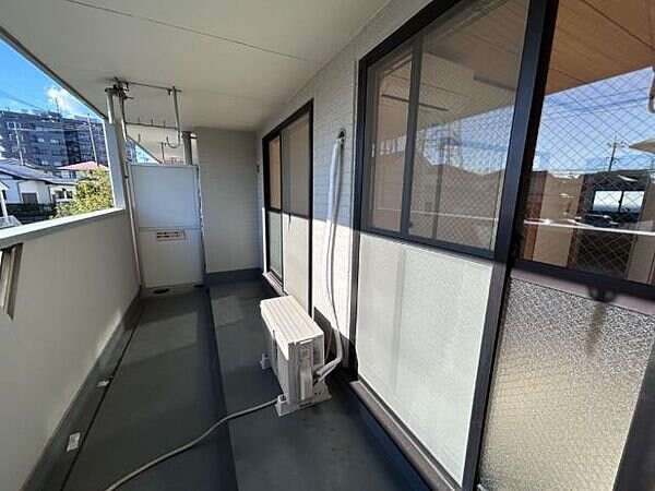 ロイヤルメゾン高森の物件内観写真