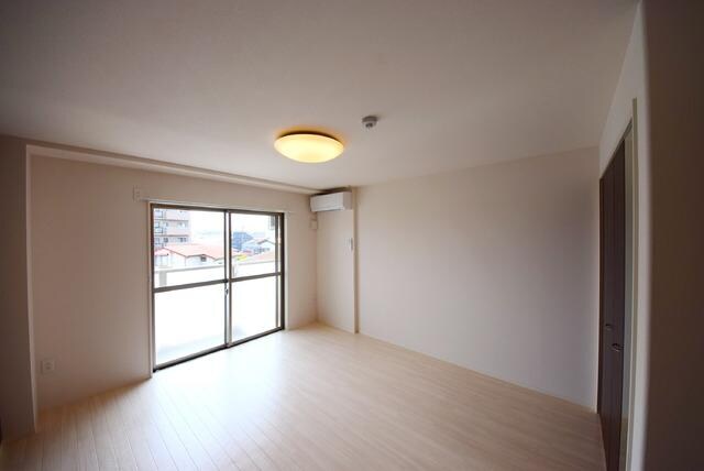 ディアコートの物件内観写真