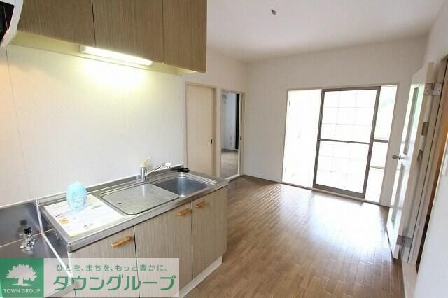 ヴィラ・エクレールAの物件内観写真