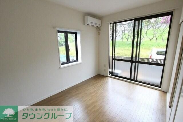 ヴィラ・エクレールAの物件内観写真