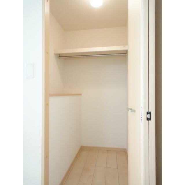 ポンドサイドKの物件内観写真