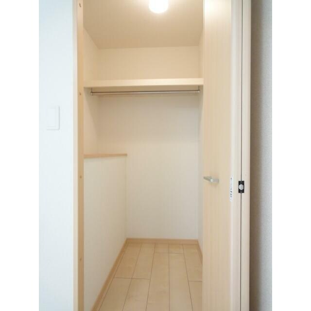 ポンドサイドKの物件内観写真