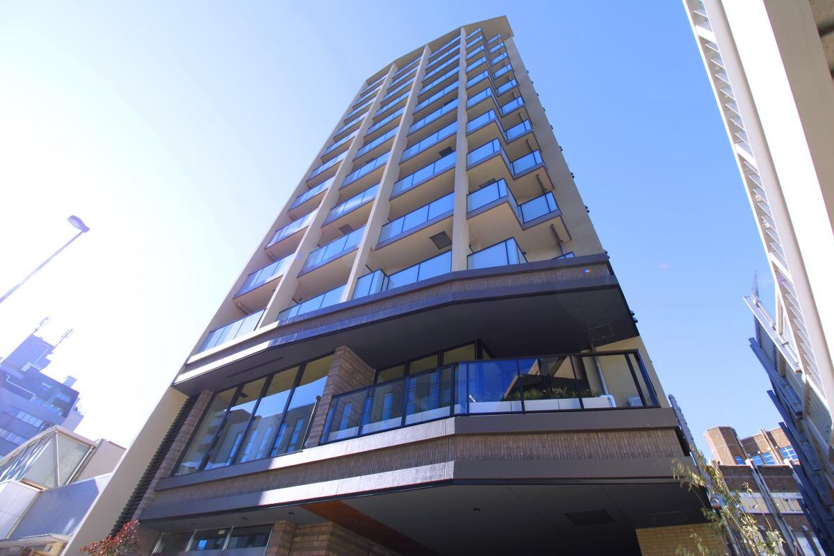 ラテスト白金台の物件外観写真