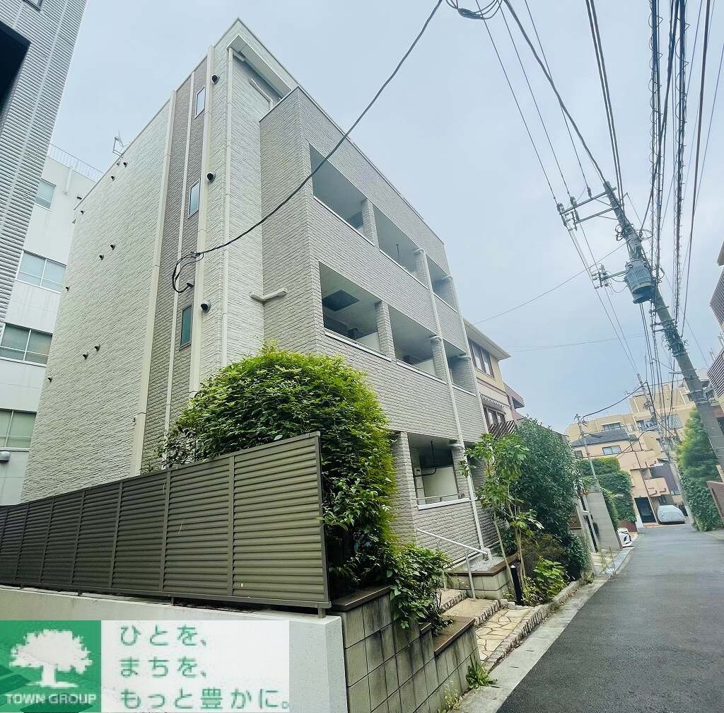 レオネクスト代官山の物件外観写真