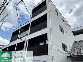 ラクラス三軒茶屋の物件外観写真