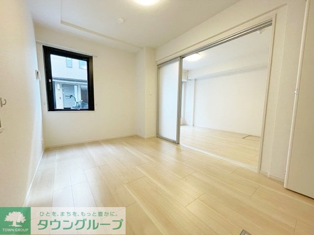 エルファーロ駒沢公園Iの物件内観写真