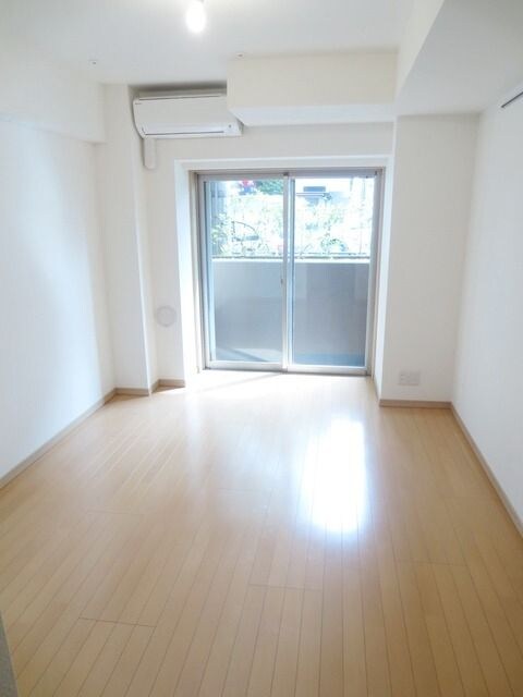 クレイシア世田谷野沢の物件内観写真