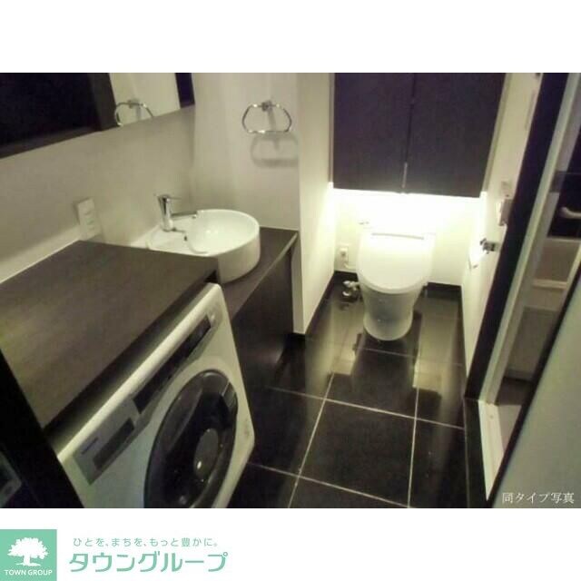 コンフォリア北参道の物件内観写真