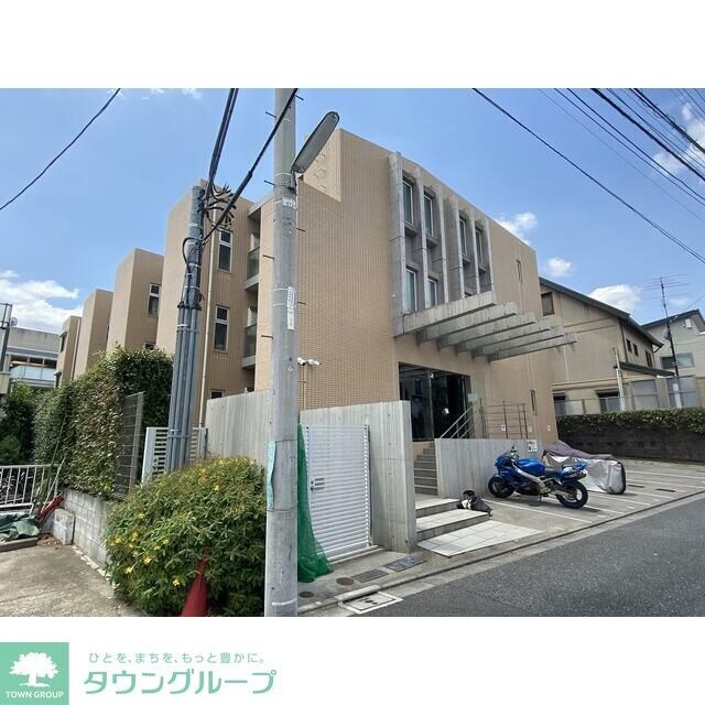 エルスタンザ下北沢の物件外観写真