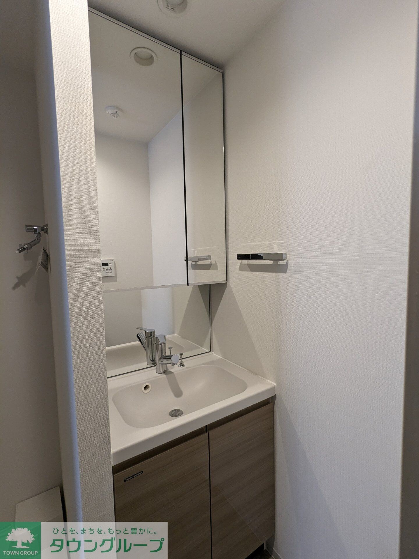 アイルプレミアム西新宿の物件内観写真