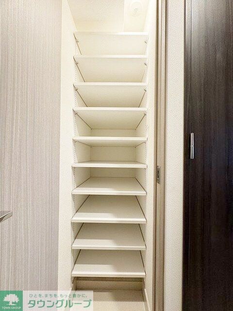 ザ・グラヴィティ新宿の物件内観写真