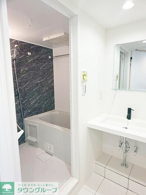 ReveResidence初台の物件内観写真