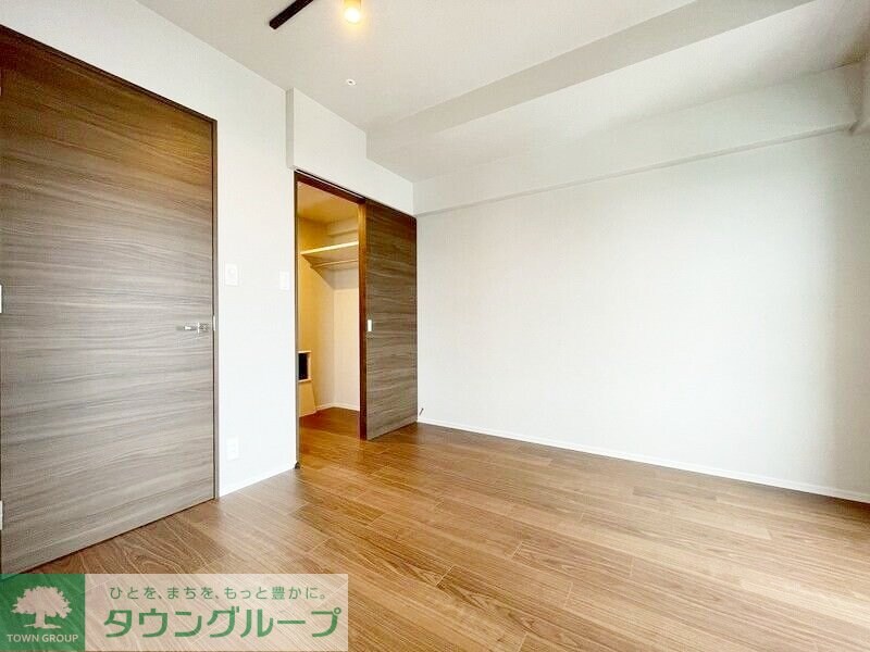 ルミーク三軒茶屋の物件内観写真