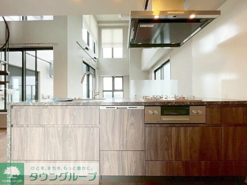 ルミーク三軒茶屋の物件内観写真