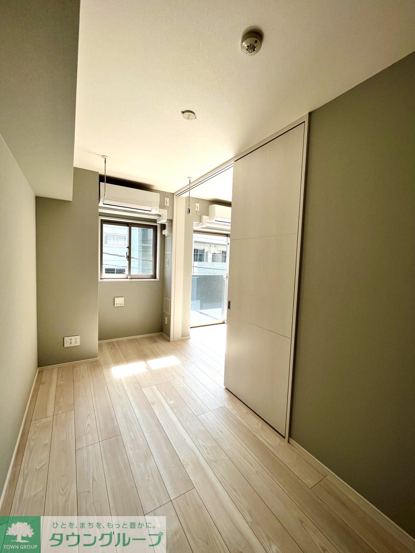 オーパスレジデンス南青山の物件内観写真