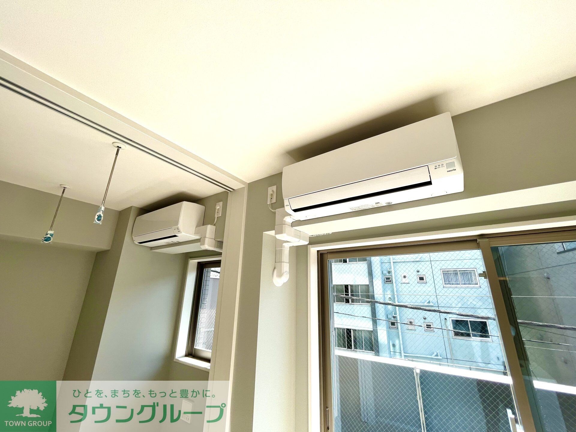 オーパスレジデンス南青山の物件内観写真