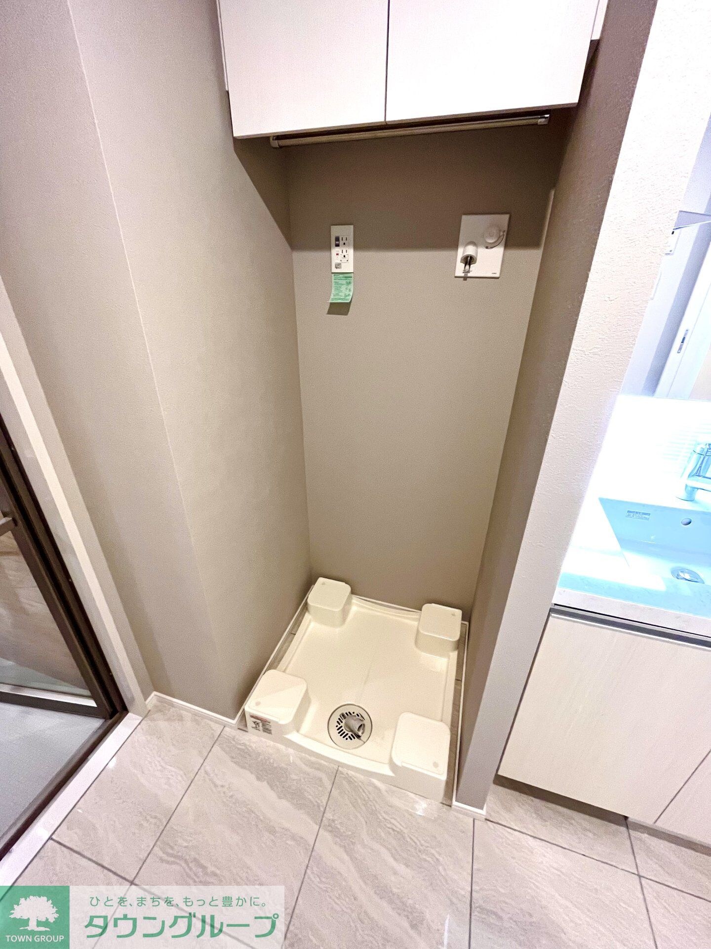 オーパスレジデンス南青山の物件内観写真