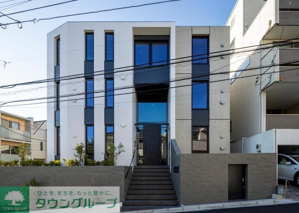 Reve Residence代々木の物件外観写真