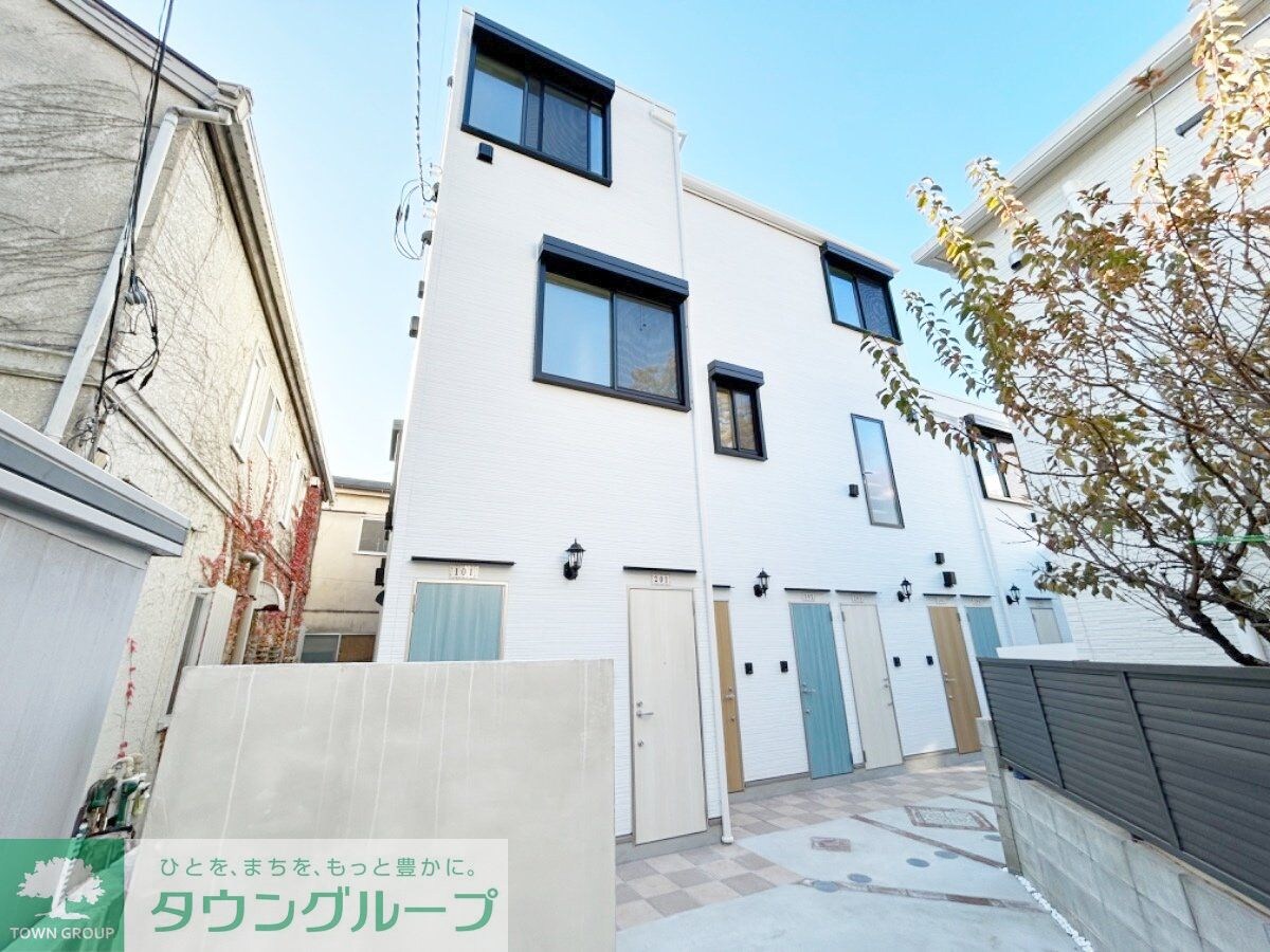 ソルナクレイシア都立大学の物件外観写真