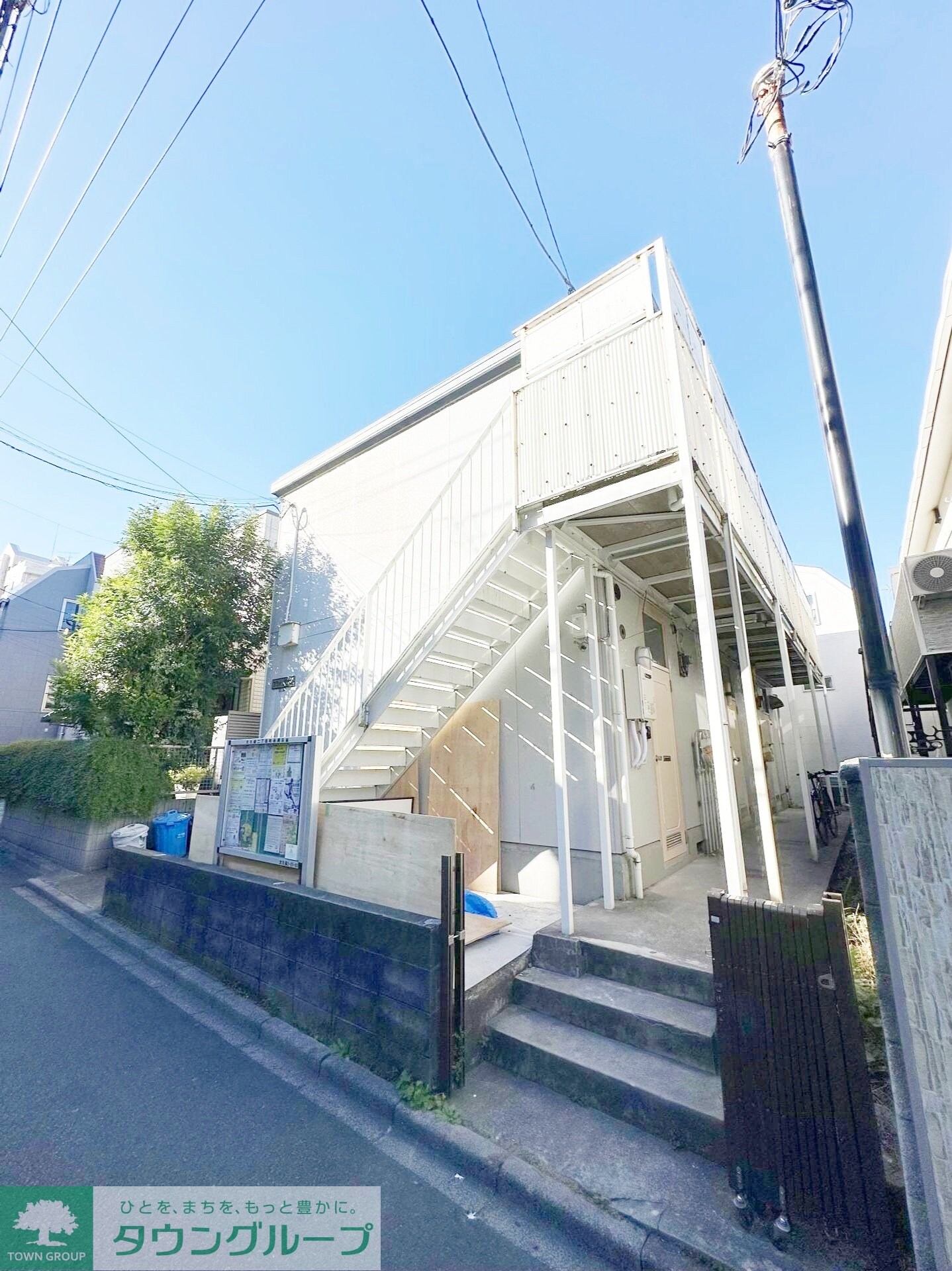 フラット大久保の物件外観写真