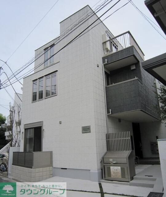 メゾンブラッシュ代々木上原の物件外観写真