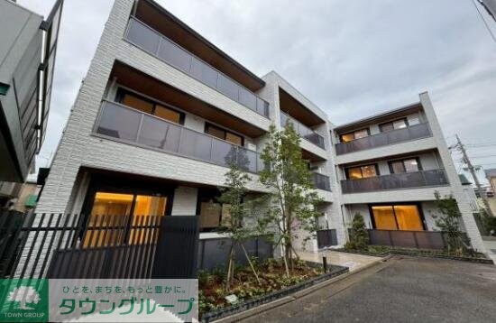 ベレオ三軒茶屋の物件外観写真