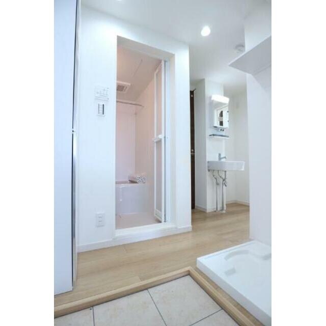 コンフィア目黒本町の物件内観写真