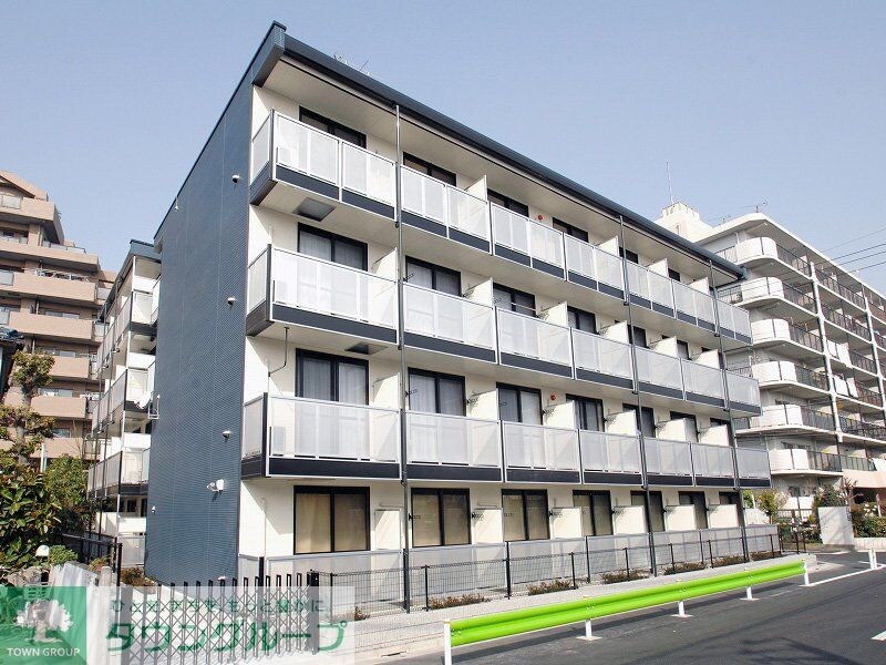 レオパレスベルファムの物件外観写真