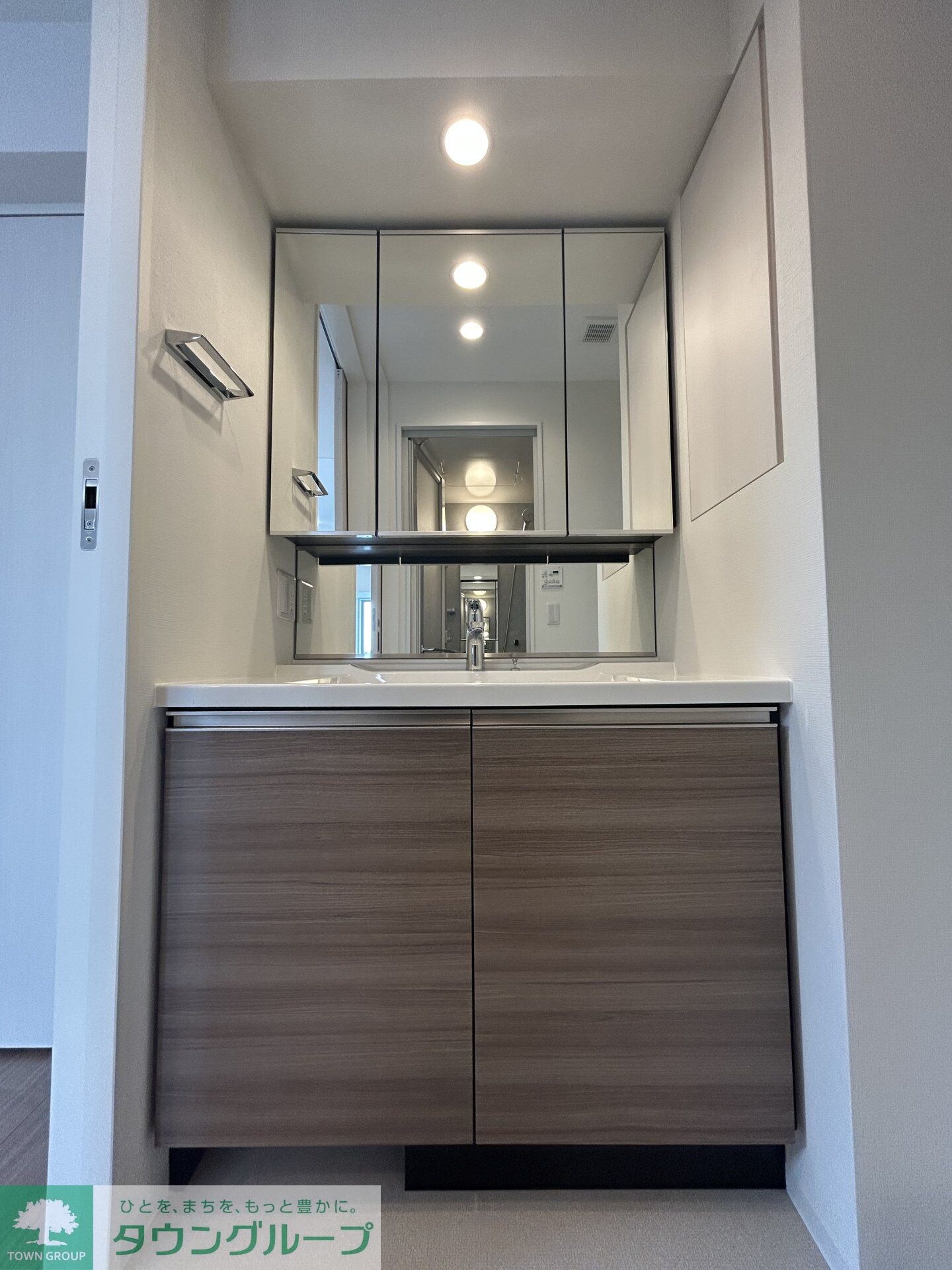 クレストコート旗の台の物件内観写真