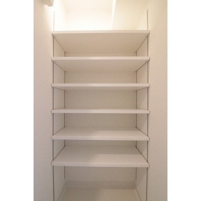 コンフォリア・リヴ巣鴨の物件内観写真