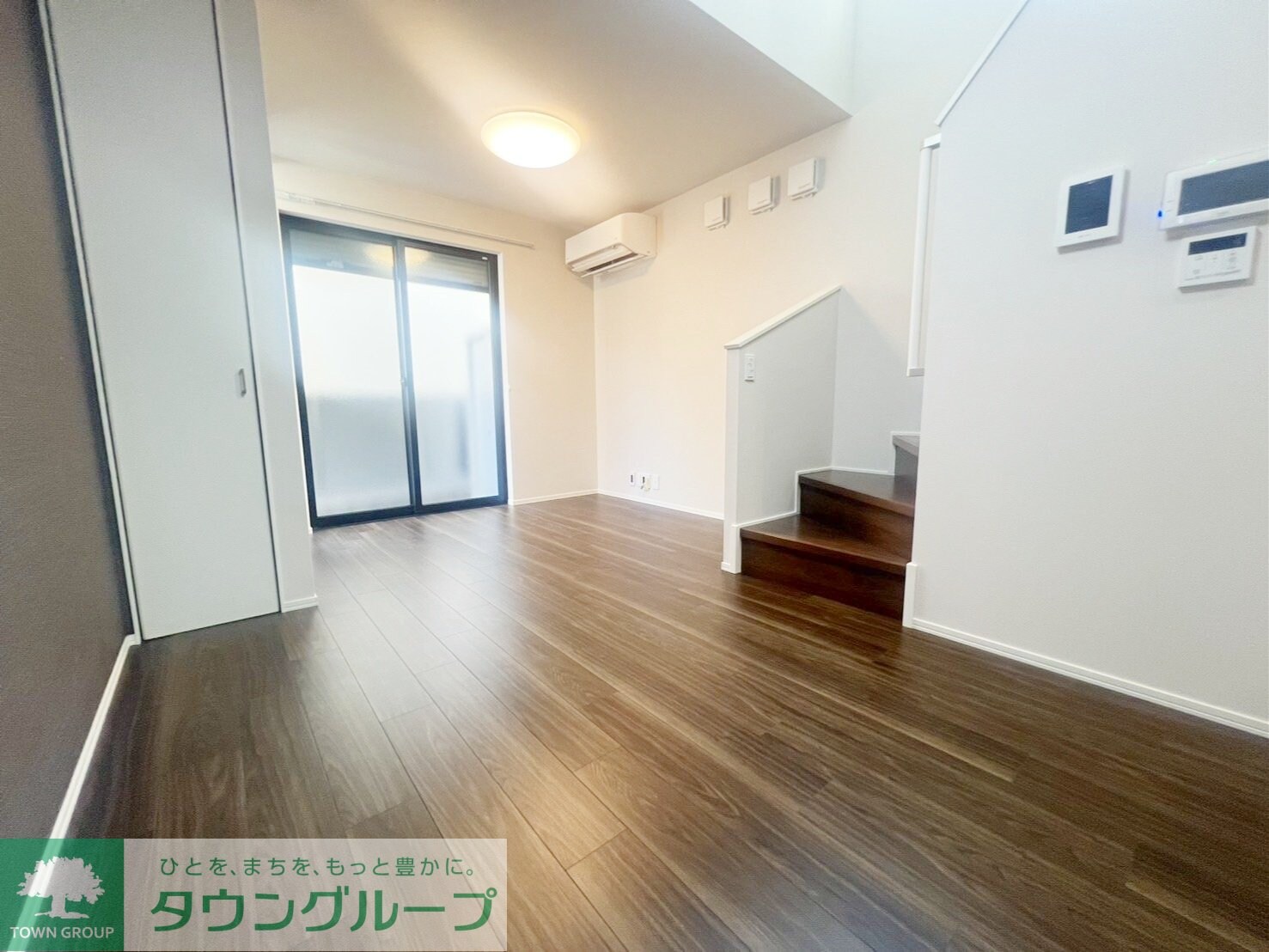 イズミレジデンスの物件内観写真