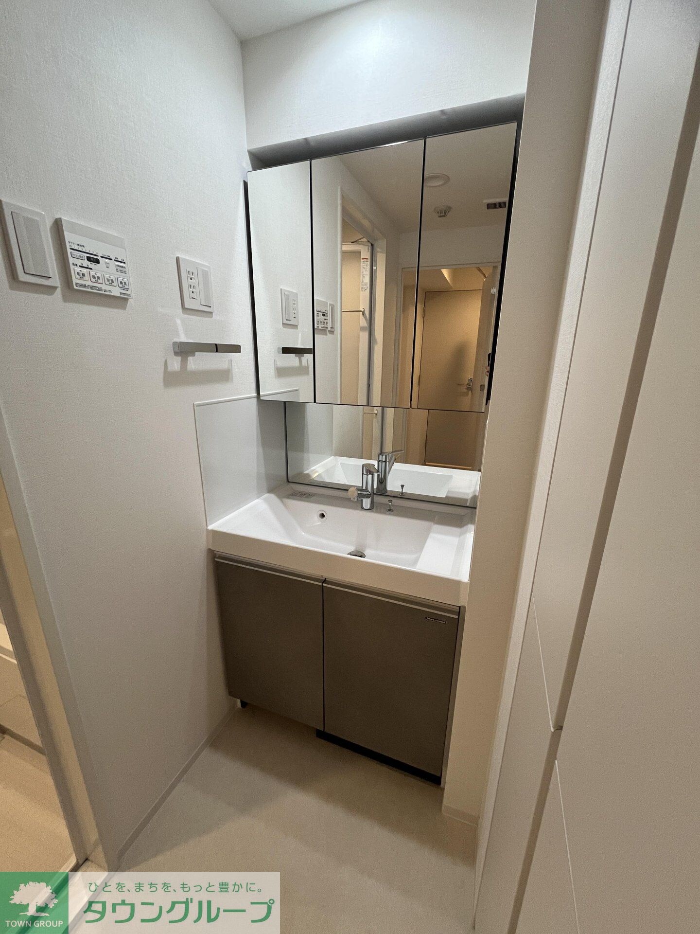 アジールコート山手動坂の物件内観写真