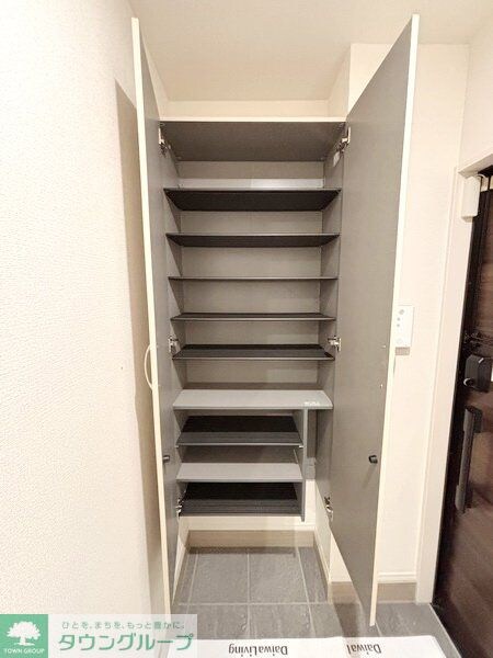 セレスティア小豆沢の物件内観写真