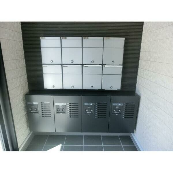 Renom sakuradaiの物件内観写真