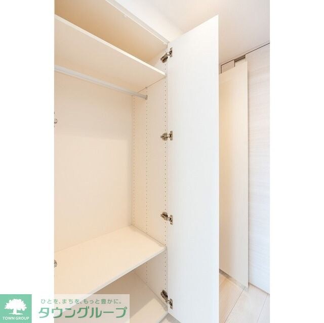 コンフォリア・リヴ北新宿の物件内観写真