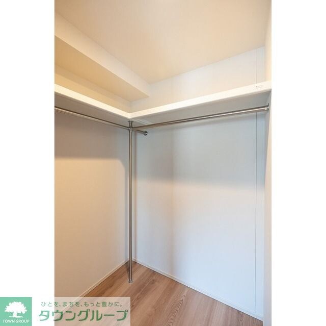 コンフォリア・リヴ東中野の物件内観写真