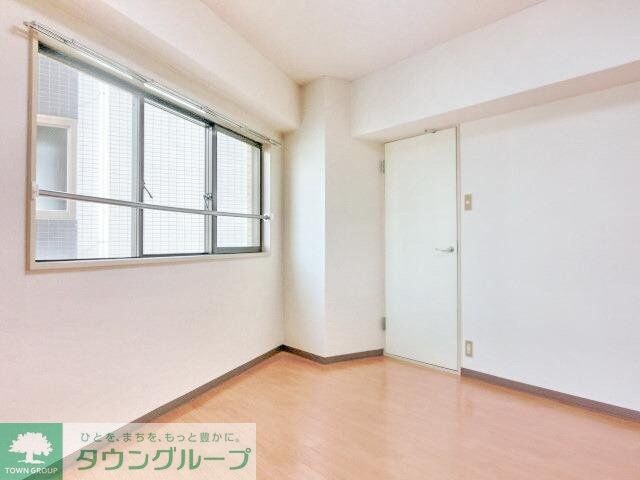 ライオンズマンション初台第3の物件内観写真