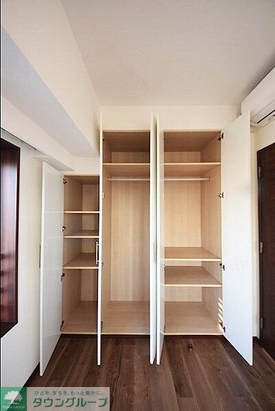 プライムアーバン新宿夏目坂タワーレジデンスの物件内観写真