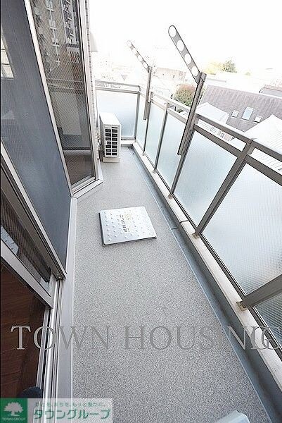 プライムアーバン新宿夏目坂タワーレジデンスの物件内観写真