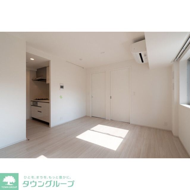 コンフォリア東新宿の物件内観写真