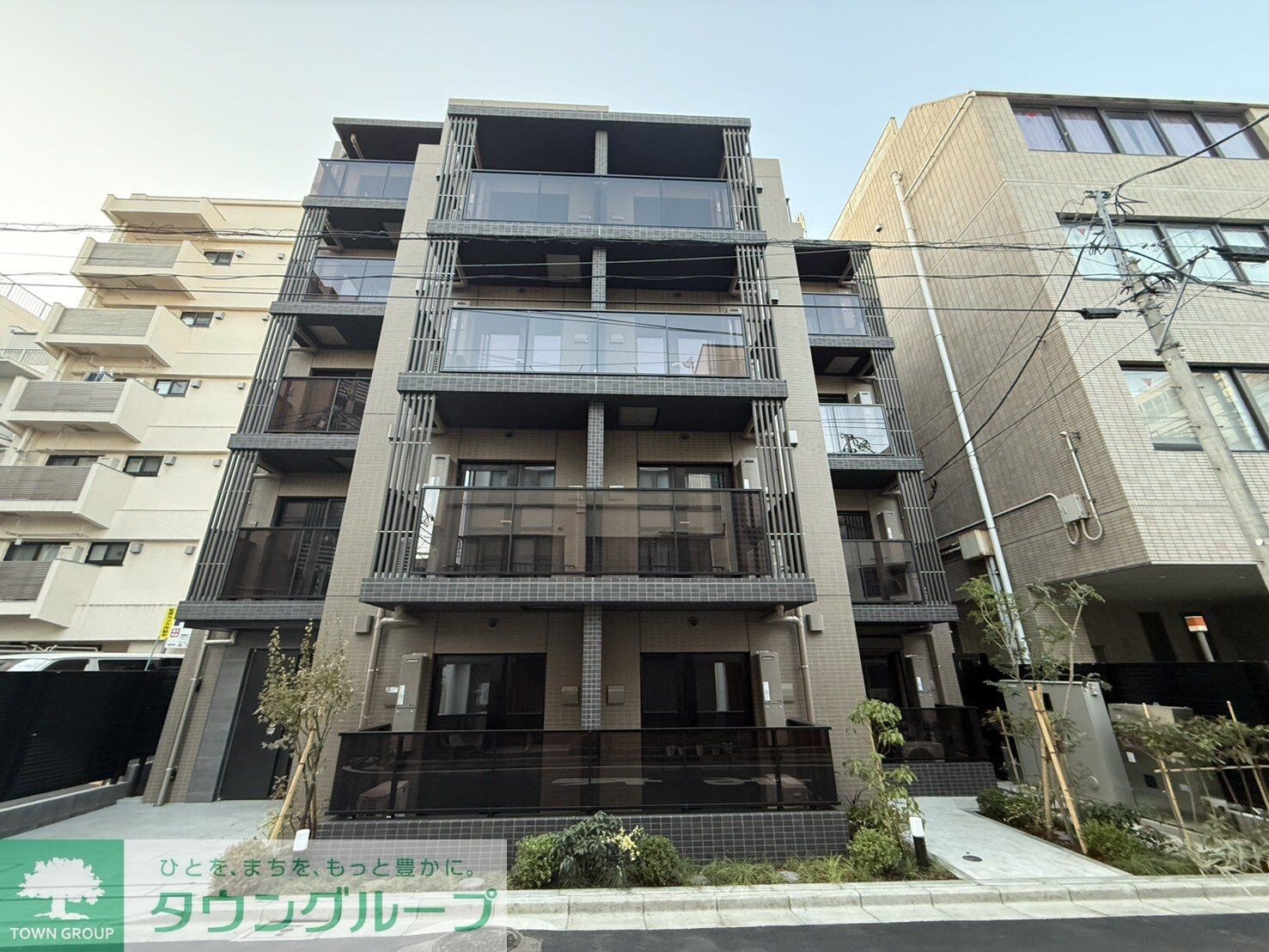 コンポジット早稲田鶴巻町の物件外観写真