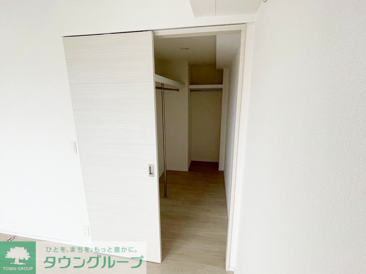 コンフォリア東新宿ステーションフロントの物件内観写真