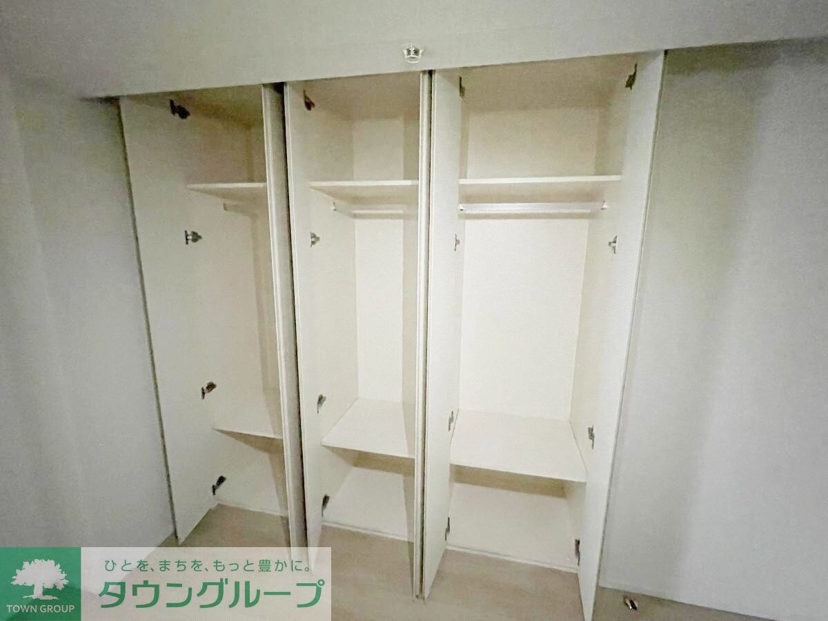 コンフォリア東新宿ステーションフロントの物件内観写真